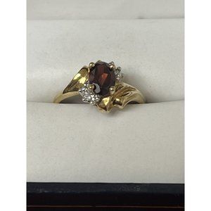 Stunning 10k CRP Vintage Ring Size 6-7 Oval Cut Amber Red Garnet Cascading Gold
